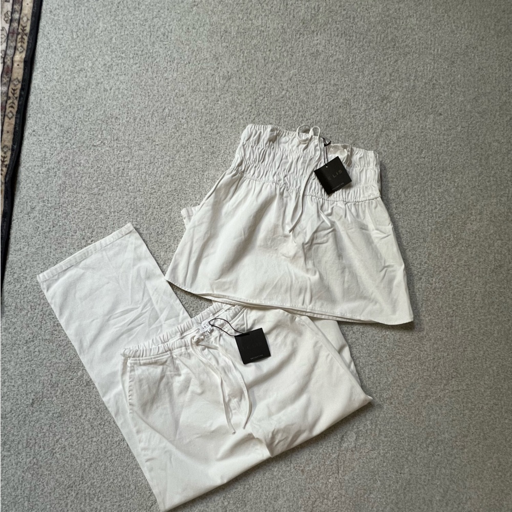 Le Lis White Cotton set- size M - Picture 2 of 5